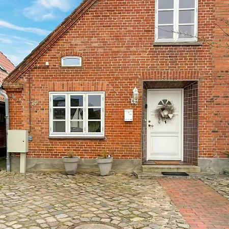 Historic House In Gammendorf On
